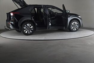 Toyota bZ4X vaihtoauto