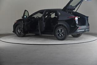 Toyota bZ4X vaihtoauto