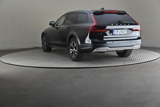 Volvo V90 Cross Country vaihtoauto