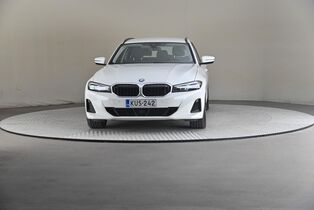 BMW 330 vaihtoauto