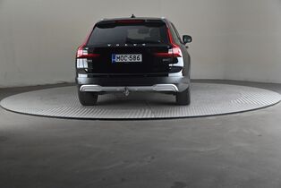 Volvo V90 Cross Country vaihtoauto