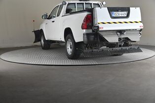 Toyota Hilux vaihtoauto