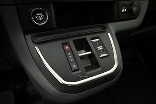 Opel Vivaro-e vaihtoauto