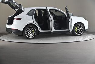 Porsche Cayenne vaihtoauto