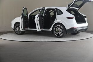 Porsche Cayenne vaihtoauto