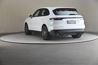 Porsche Cayenne vaihtoauto