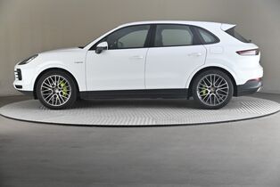 Porsche Cayenne vaihtoauto