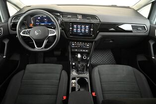 Volkswagen Touran vaihtoauto