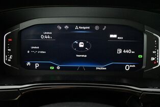 Volkswagen Touran vaihtoauto