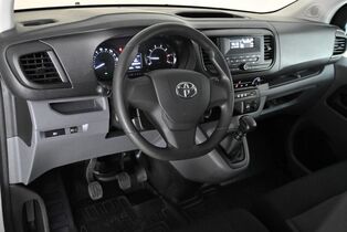 Toyota Proace Verso vaihtoauto