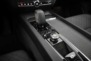 Volvo V60 Cross Country vaihtoauto