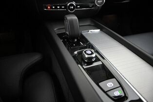 Volvo V60 Cross Country vaihtoauto