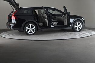 Volvo V60 Cross Country vaihtoauto