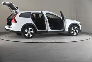 Volvo V60 Cross Country vaihtoauto