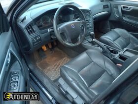 Volvo V70 vaihtoauto