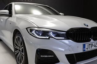 BMW 330 vaihtoauto
