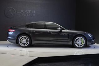 Porsche Panamera vaihtoauto