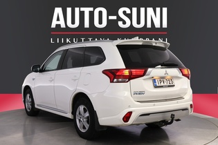 Mitsubishi Outlander PHEV vaihtoauto