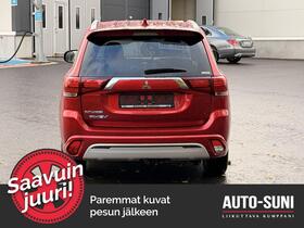 Mitsubishi Outlander PHEV vaihtoauto