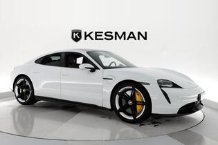 Porsche Taycan vaihtoauto