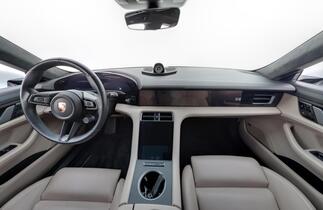 Porsche Taycan vaihtoauto