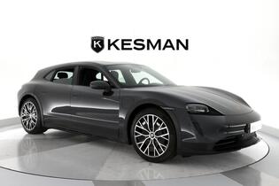 Porsche Taycan vaihtoauto