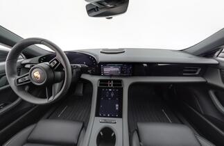 Porsche Taycan vaihtoauto