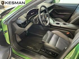 Porsche Taycan vaihtoauto