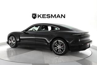 Porsche Taycan vaihtoauto