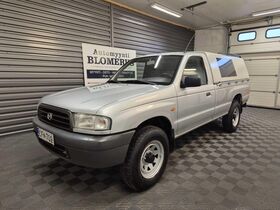 Mazda B2500 vaihtoauto
