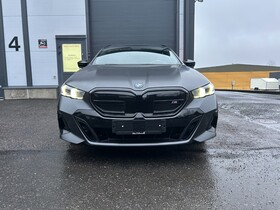 BMW i5 M60 vaihtoauto