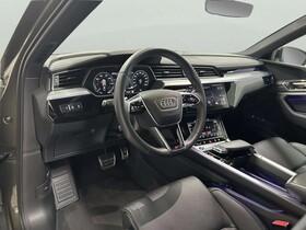 Audi Q8 e-tron vaihtoauto