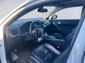 Lexus CT vaihtoauto