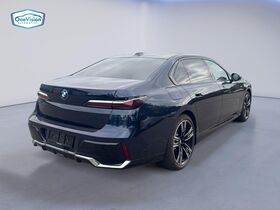 BMW i7 vaihtoauto