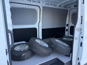 Maxus e-Deliver 9 vaihtoauto