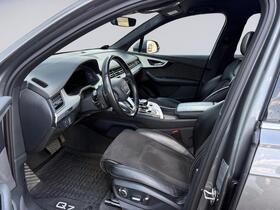Audi Q7 vaihtoauto