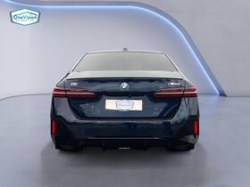 BMW i5 M60 vaihtoauto