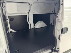 Maxus e-Deliver 5 vaihtoauto