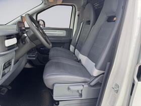 Maxus e-Deliver 5 vaihtoauto