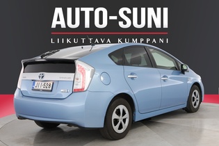 Toyota Prius PHEV vaihtoauto