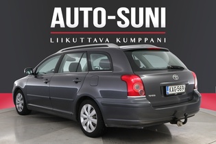 Toyota Avensis vaihtoauto