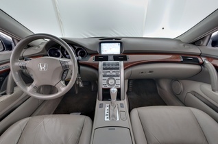 Honda Legend vaihtoauto