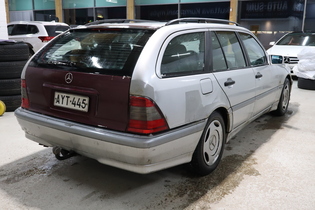 Mercedes-Benz C vaihtoauto