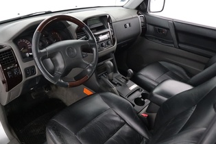 Mitsubishi Pajero vaihtoauto