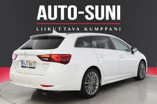 Toyota Avensis vaihtoauto