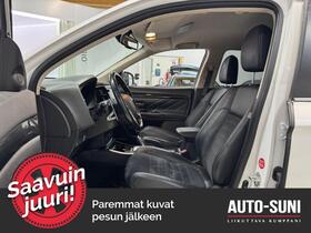 Mitsubishi Outlander PHEV vaihtoauto