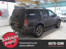 Nissan Pathfinder vaihtoauto