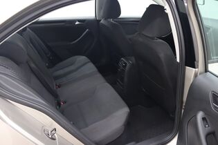 Volkswagen Jetta vaihtoauto