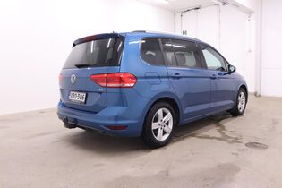 Volkswagen Touran vaihtoauto