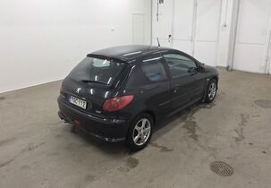 Peugeot 206 vaihtoauto